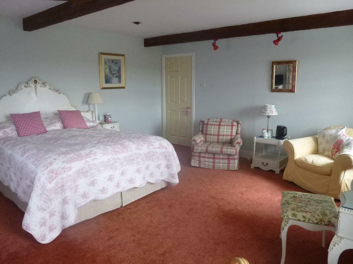 The Gin Gan Bed & Breakfast Хексам Екстериор снимка